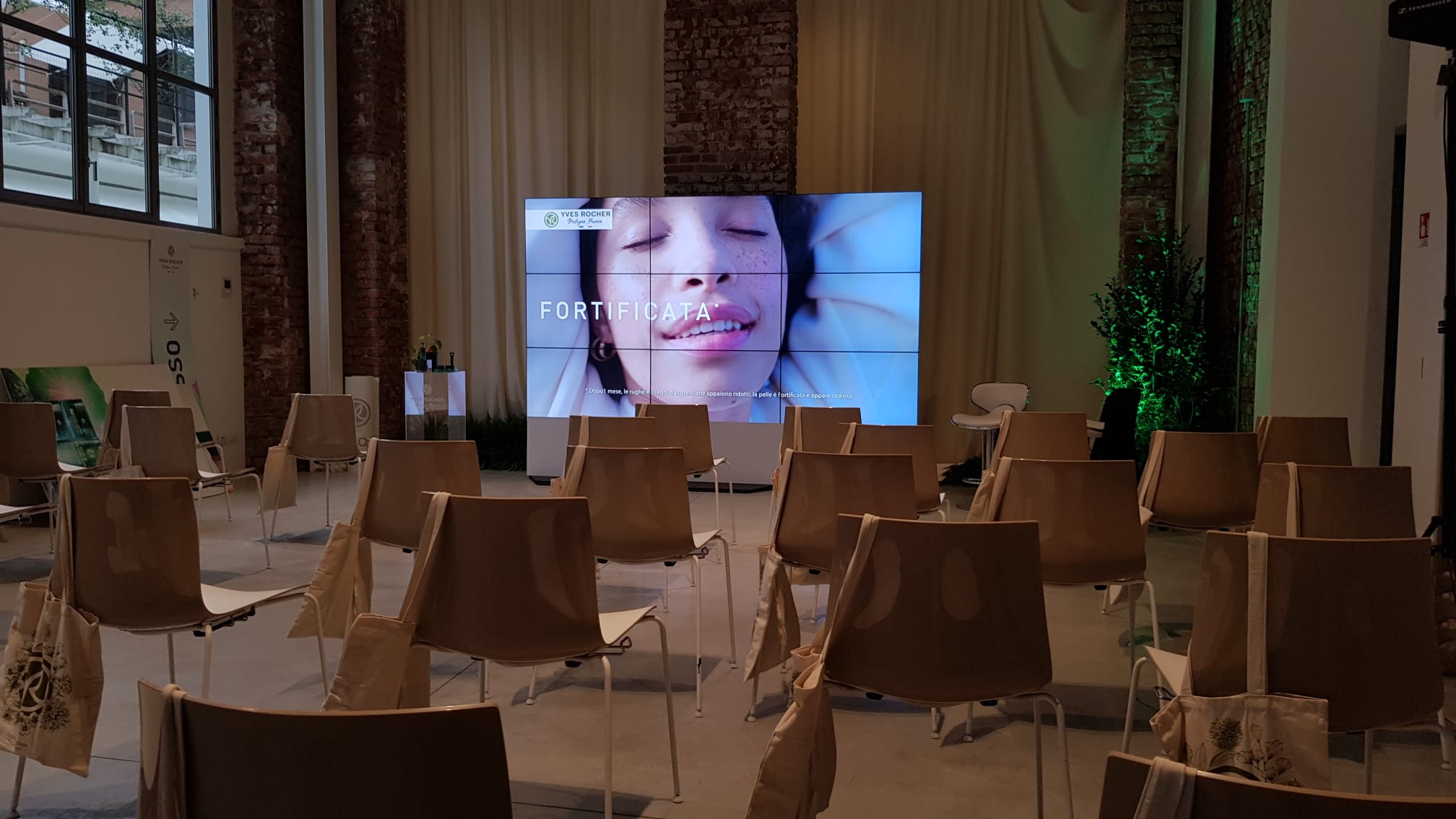 NOLEGGIO VIDEOWALL 3x3