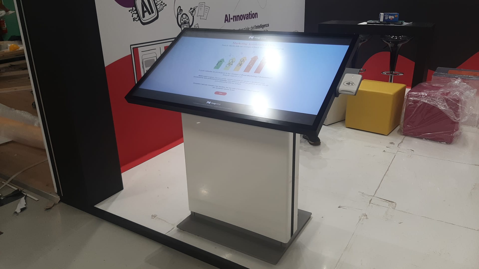 NOLEGGIO MONITOR TOUCH DI VARI FORMATI